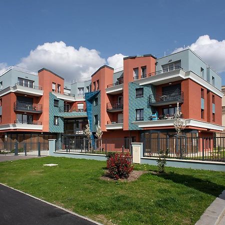 Domitys La Roze De Seine Aparthotel Saint-Aubin-les-Elbeuf Exterior photo
